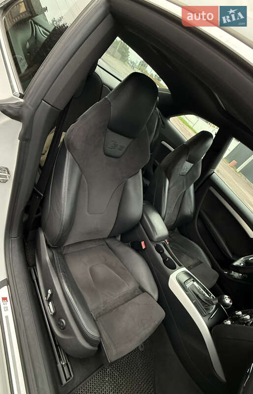 Купе Audi S5 2012 в Киеве