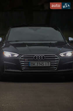 Купе Audi S5 2017 в 