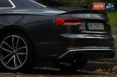 Купе Audi S5 2017 в 