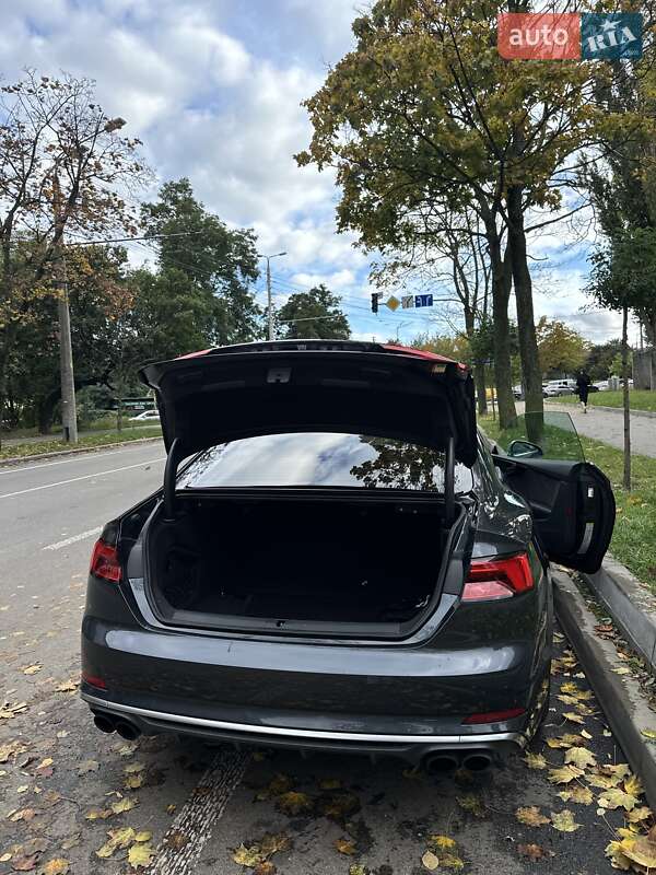 Купе Audi S5 2017 в Киеве