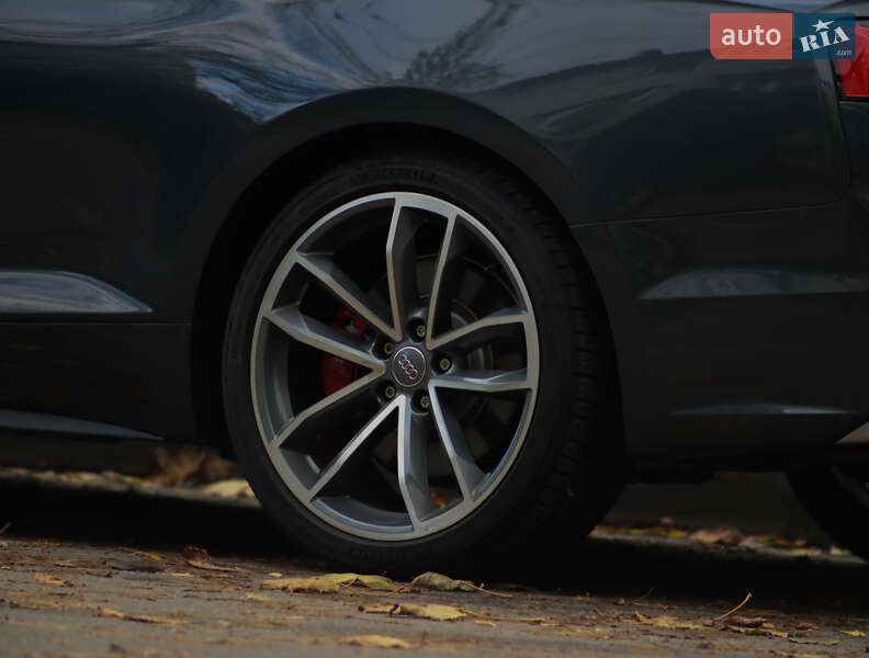 Купе Audi S5 2017 в Киеве