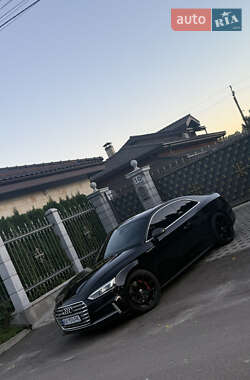 Купе Audi S5 2017 в 
