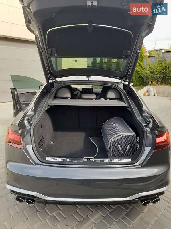 Купе Audi S5 2022 в Харкові