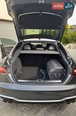 Купе Audi S5 2022 в 
