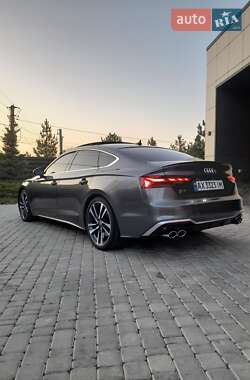 Купе Audi S5 2022 в 
