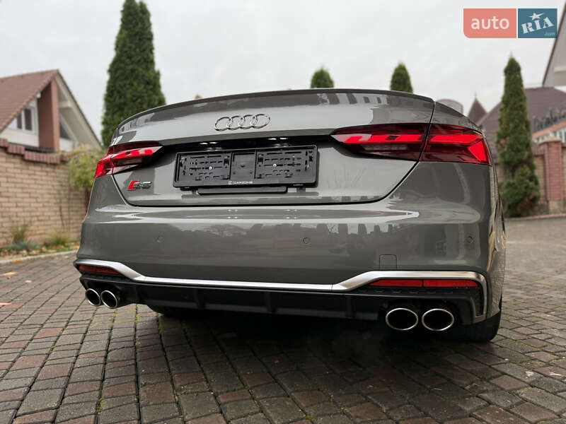 Купе Audi S5 2023 в Черновцах