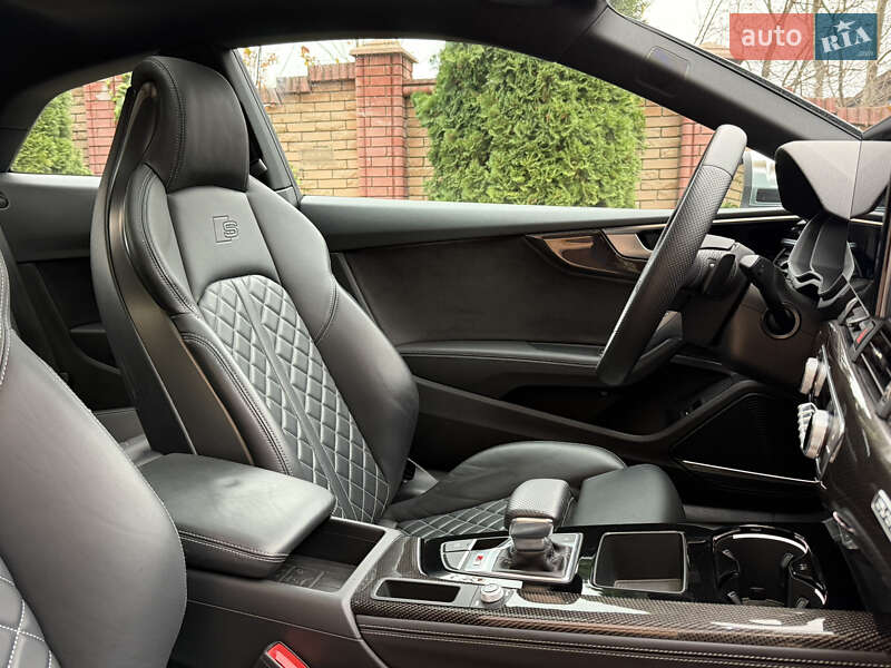 Купе Audi S5 2023 в Черновцах