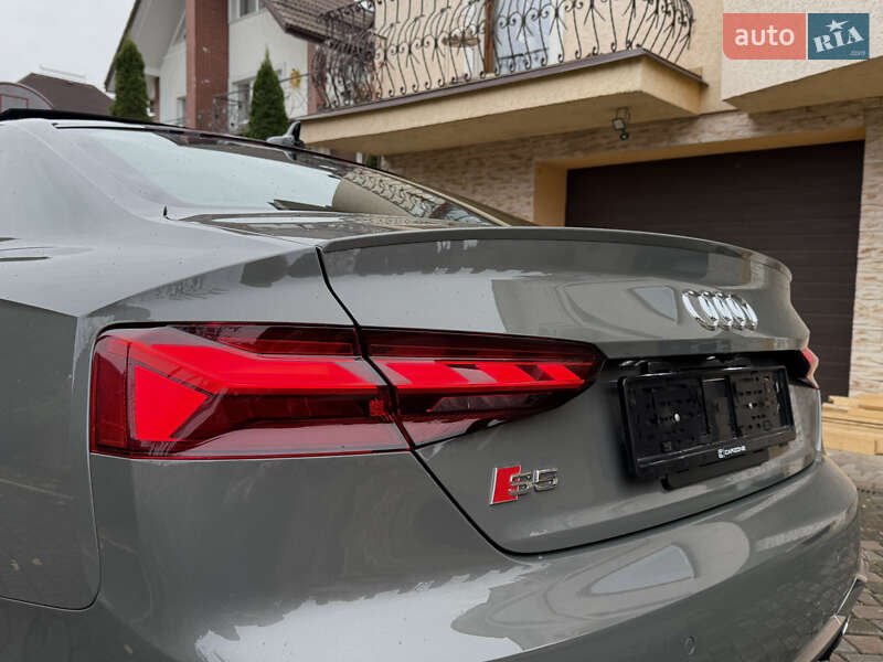 Купе Audi S5 2023 в Черновцах