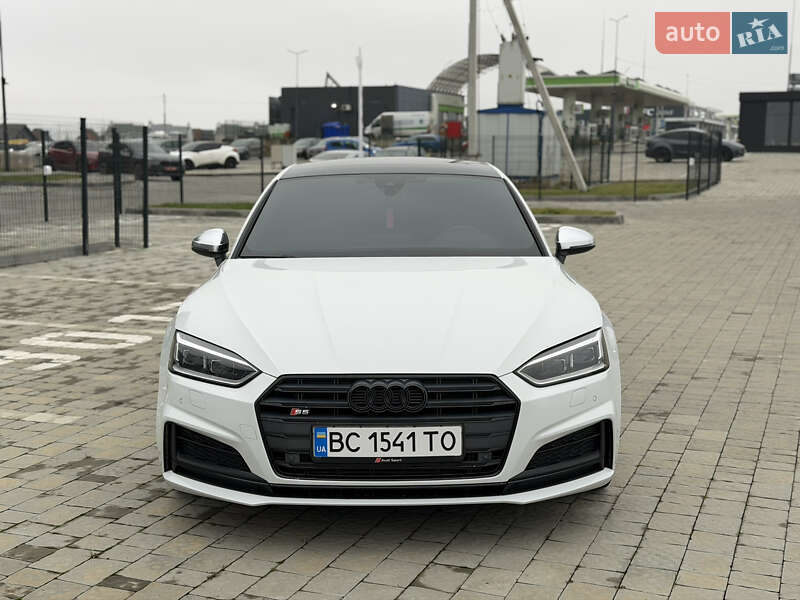 Купе Audi S5 2017 в Львові