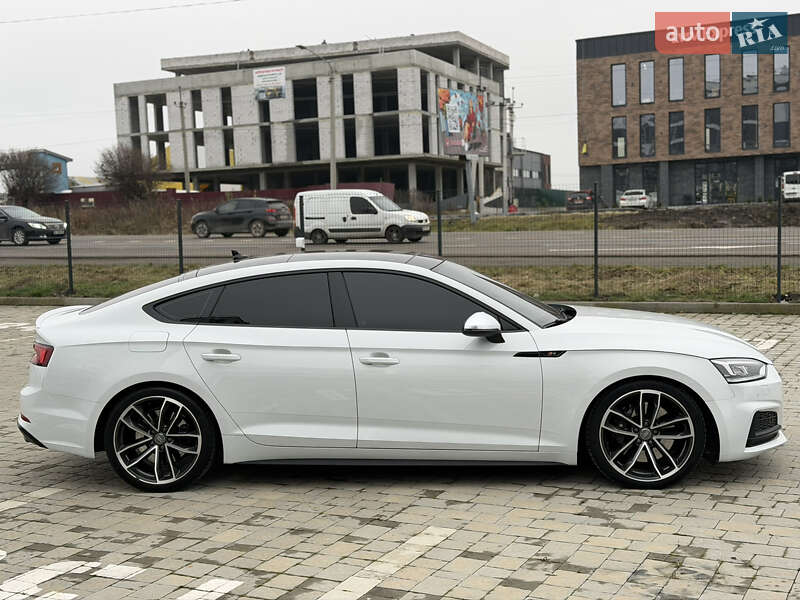 Купе Audi S5 2017 в Львові