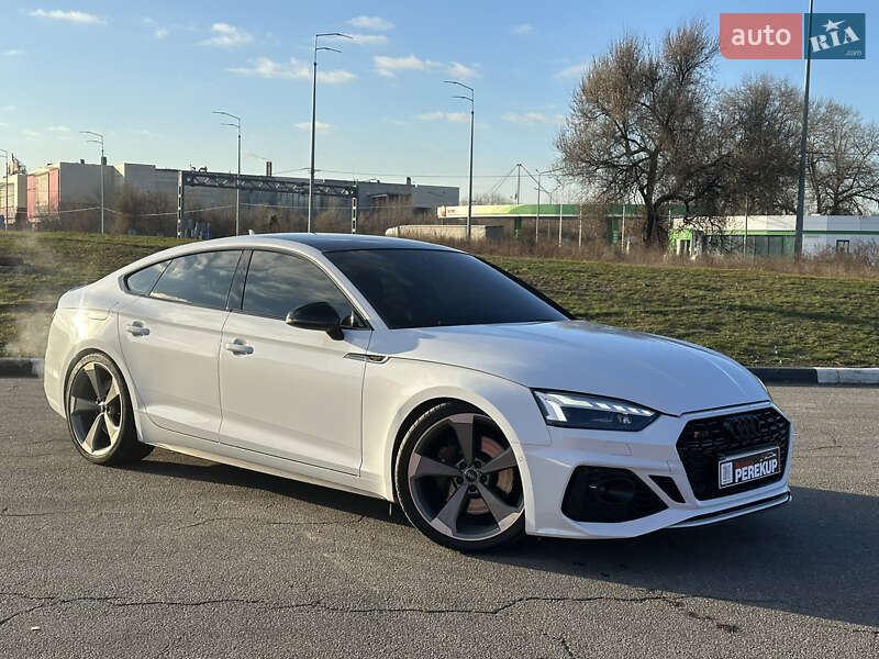Купе Audi S5 2019 в Киеве