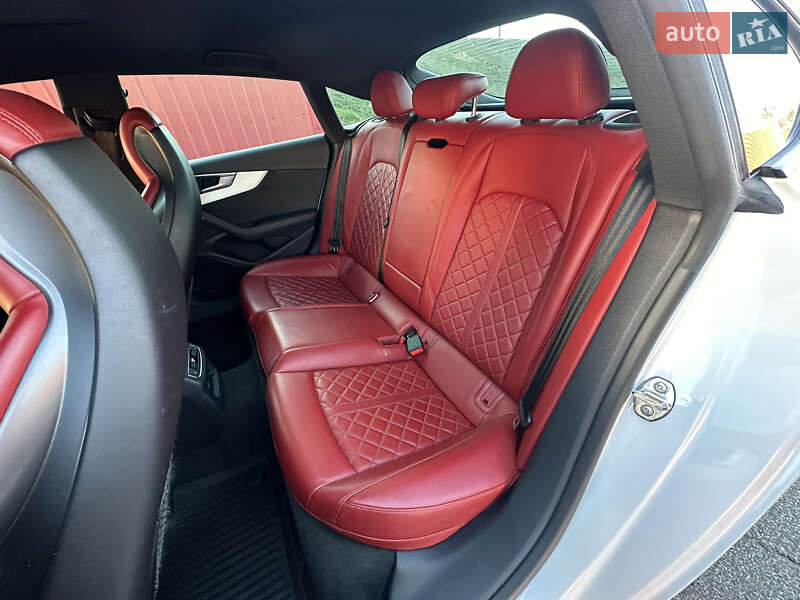 Купе Audi S5 2019 в Киеве