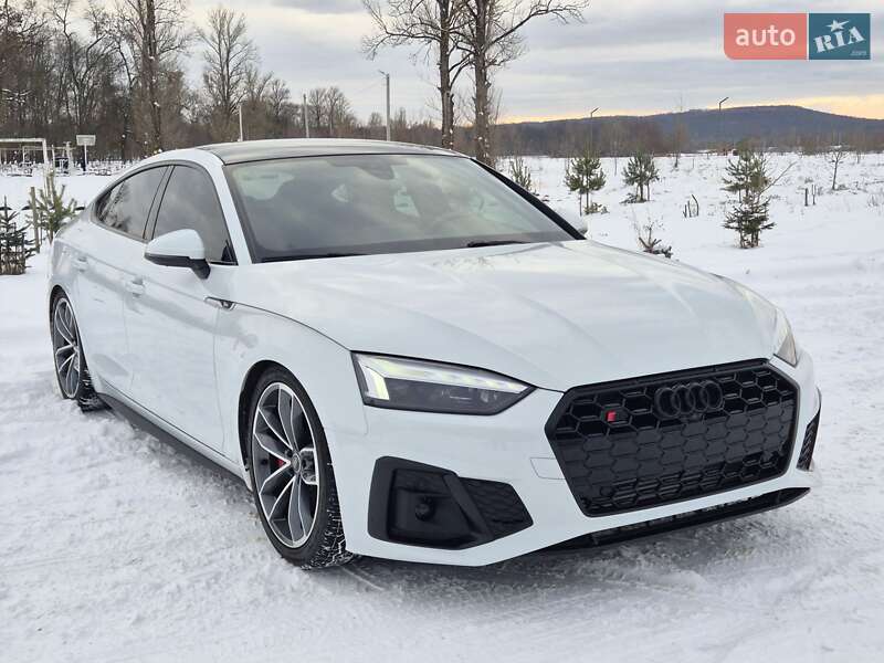 Купе Audi S5 2019 в Коломые