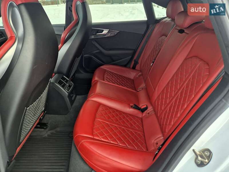 Купе Audi S5 2019 в Коломые