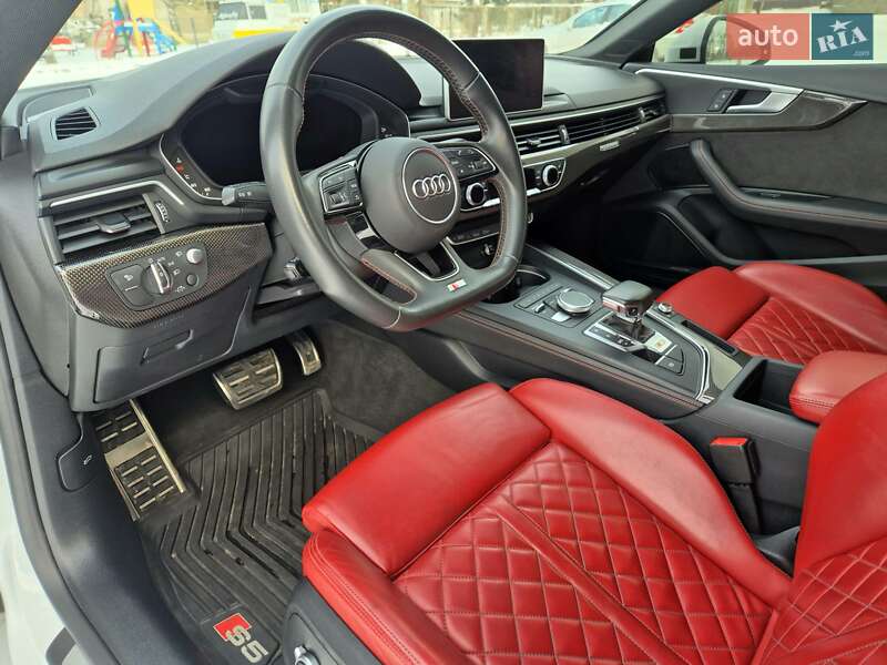Купе Audi S5 2019 в Коломые