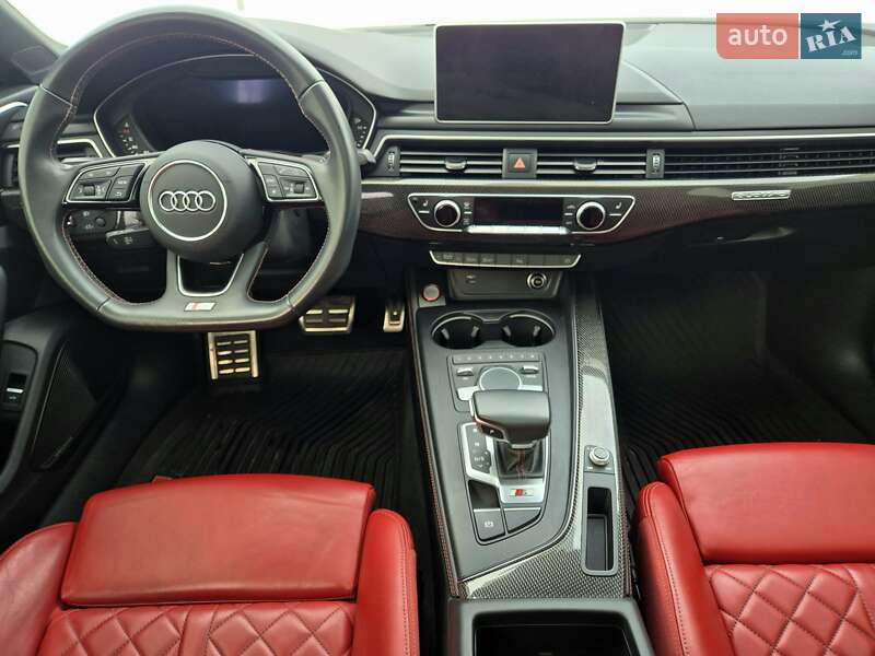 Купе Audi S5 2019 в Коломые