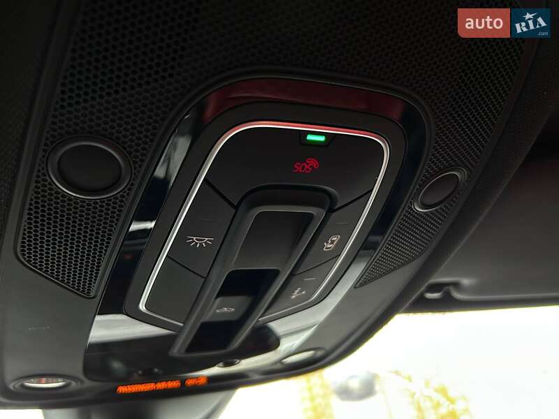 Лифтбек Audi S5 2024 в Киеве