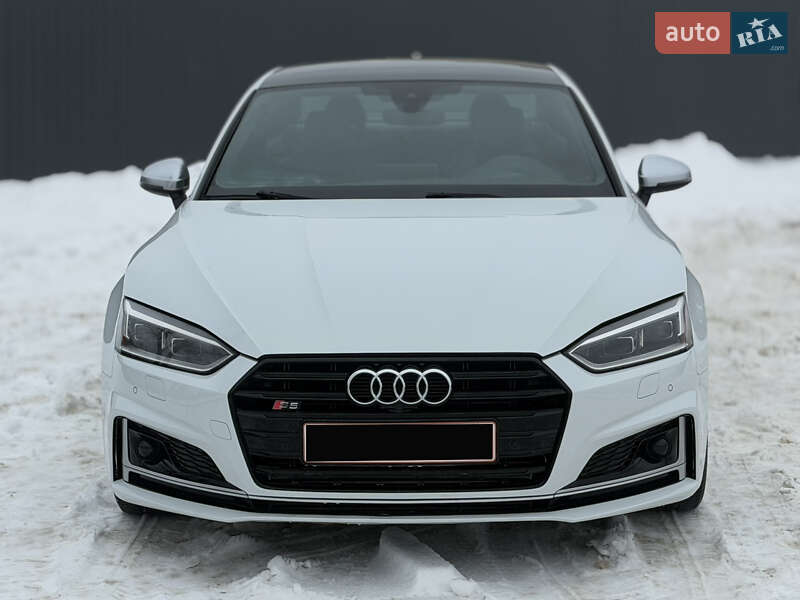 Купе Audi S5 2018 в Черновцах