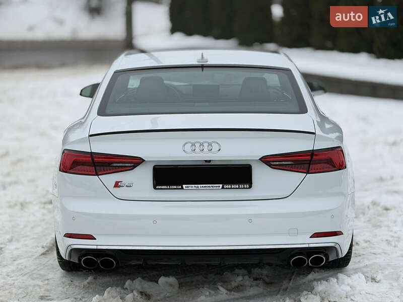 Купе Audi S5 2018 в Черновцах