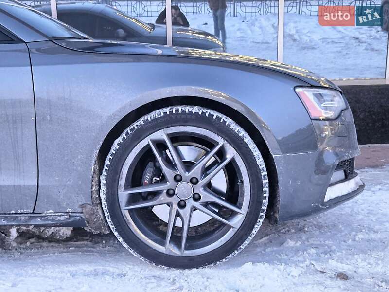 Купе Audi S5 2015 в Києві