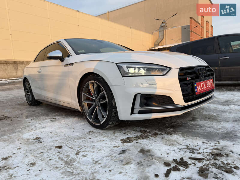 Купе Audi S5 2018 в Львові