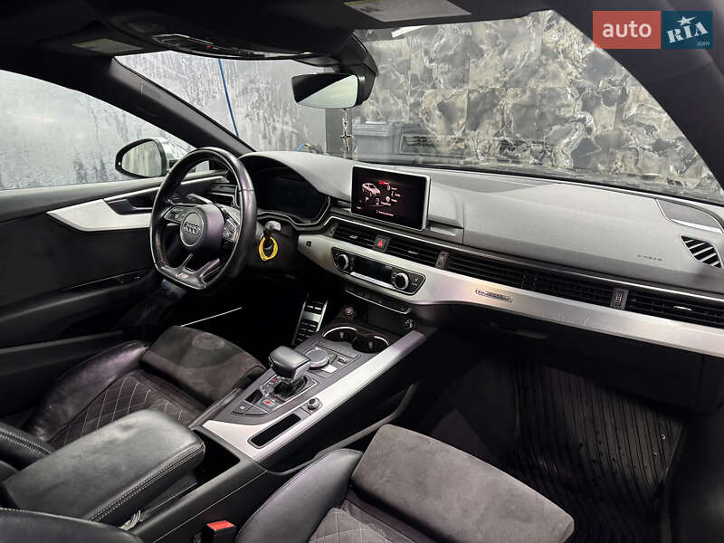 Купе Audi S5 2017 в Львові