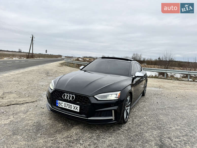 Купе Audi S5 2018 в Львові