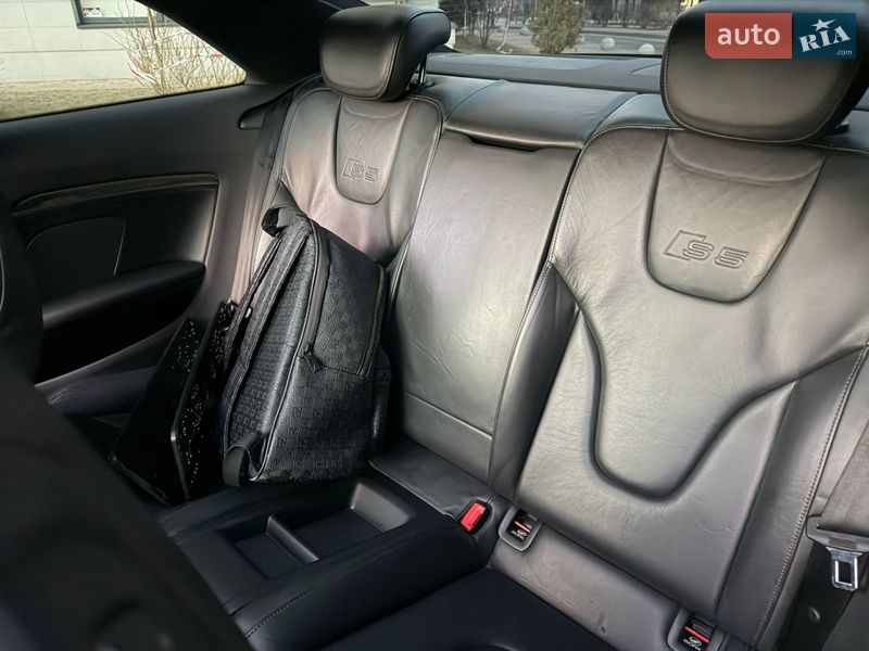 Купе Audi S5 2008 в Киеве