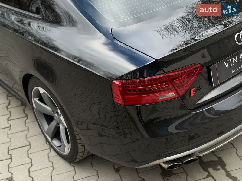 Купе Audi S5 2013 в Тернополі