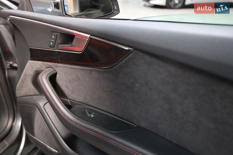 Купе Audi S5 2017 в Луцке