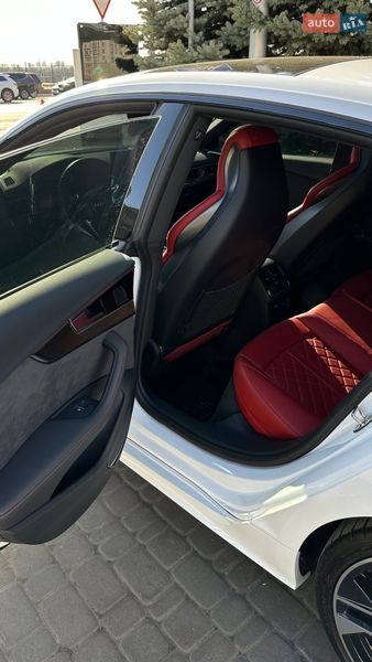 Лифтбек Audi S5 2024 в Киеве
