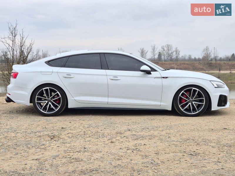 Купе Audi S5 2019 в Коломые