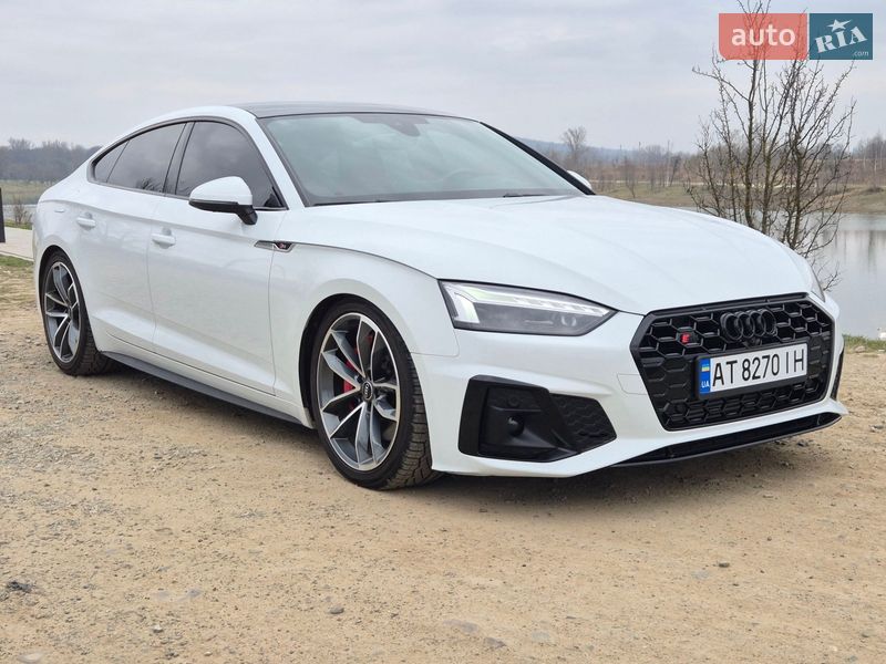 Купе Audi S5 2019 в Коломые