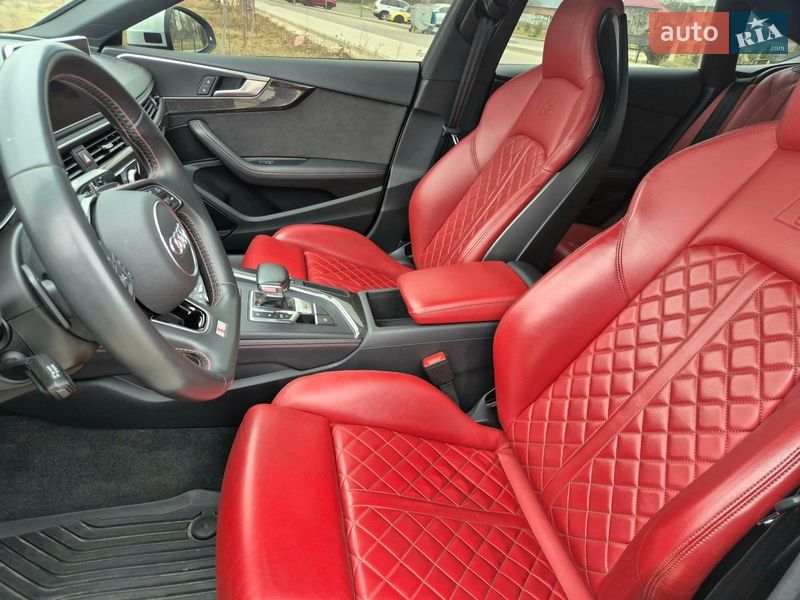 Купе Audi S5 2019 в Коломые