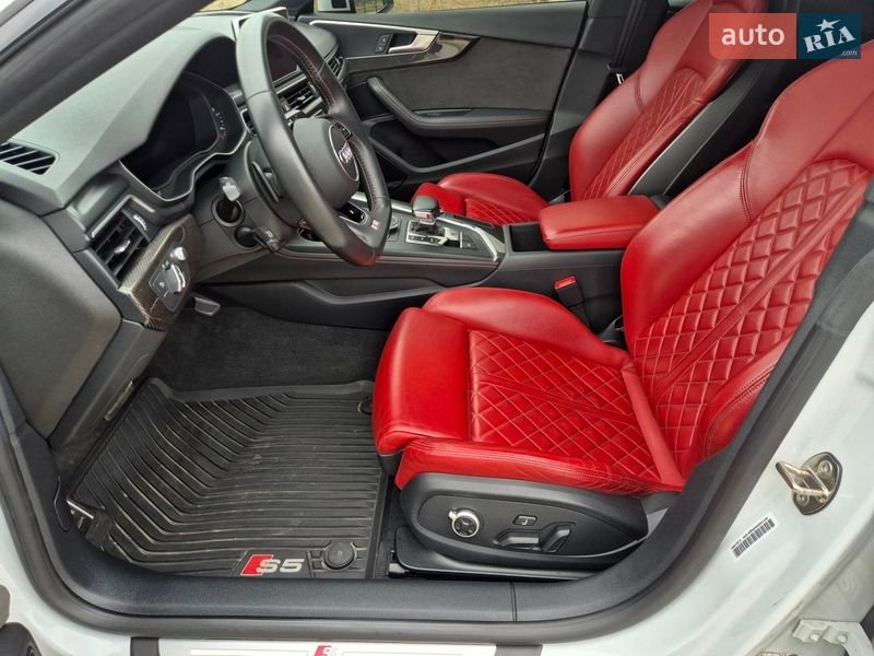 Купе Audi S5 2019 в Коломые