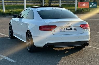 Купе Audi S5 2010 в Киеве