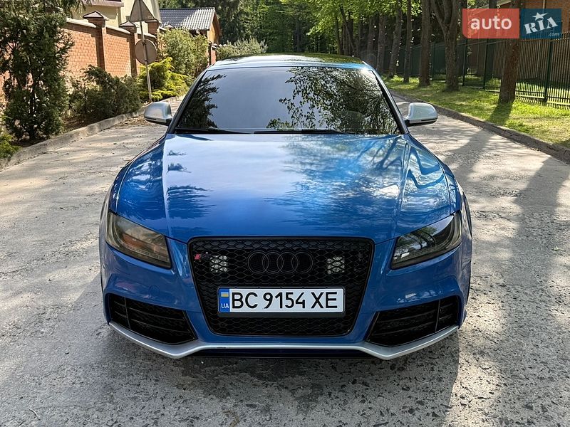 Купе Audi S5 2009 в Львові