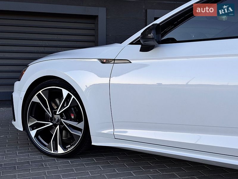 Купе Audi S5 2023 в Киеве