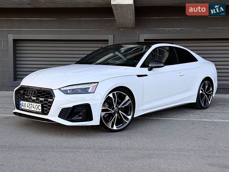 Купе Audi S5 2023 в Киеве