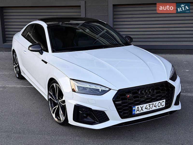 Купе Audi S5 2023 в Киеве