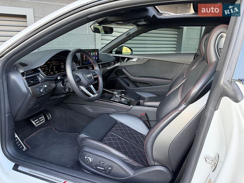 Купе Audi S5 2023 в Киеве