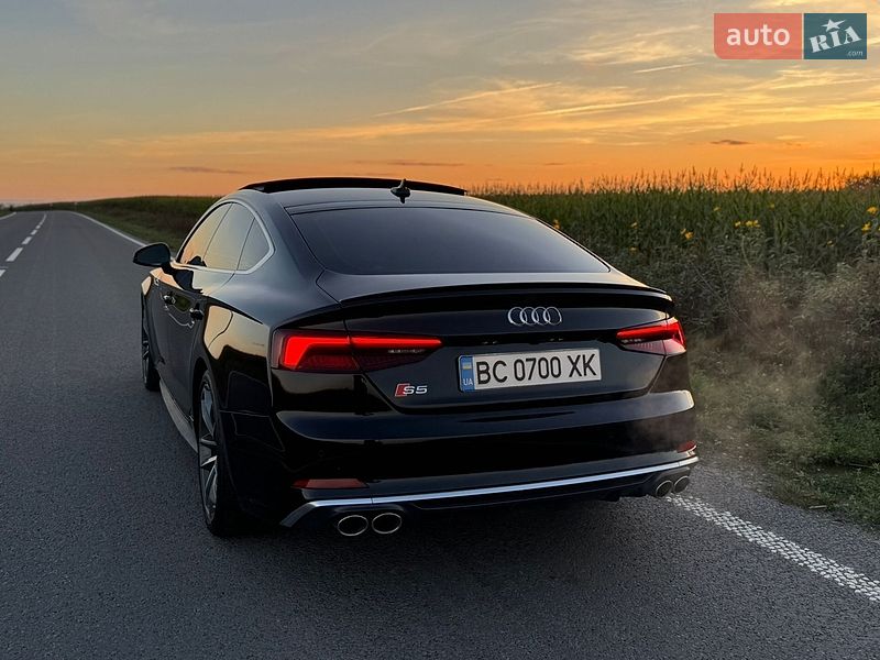 Купе Audi S5 2018 в Львове