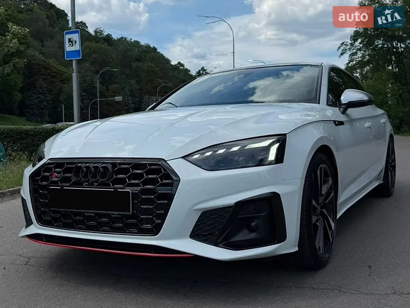 Audi S5