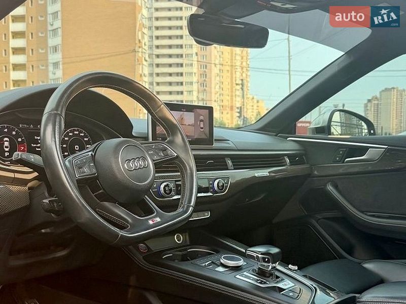Купе Audi S5 2017 в Києві