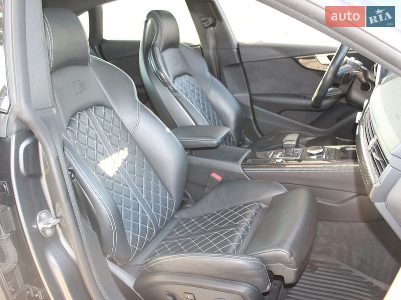 Купе Audi S5 2017 в Львові