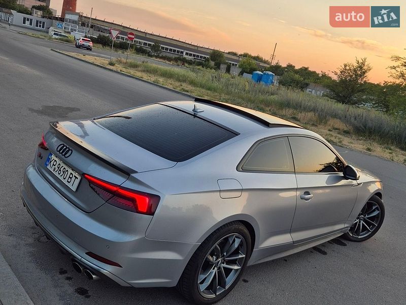 Купе Audi S5 2018 в Запорожье