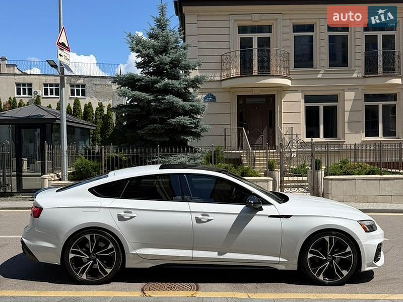 Лифтбек Audi S5 2025 в Киеве