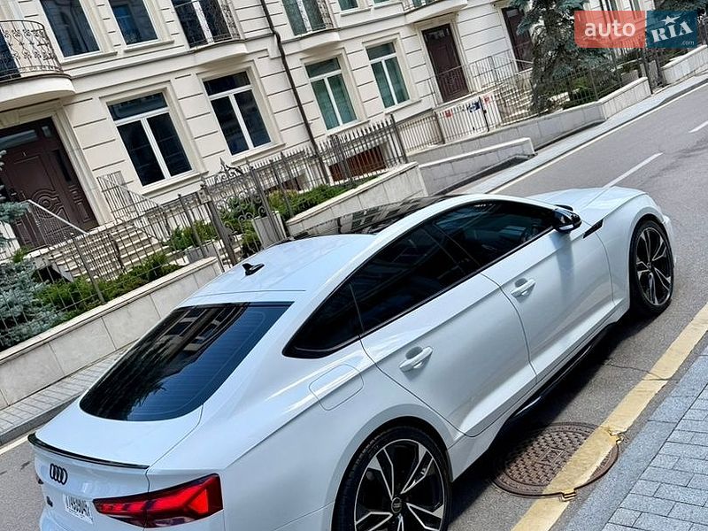 Лифтбек Audi S5 2025 в Киеве