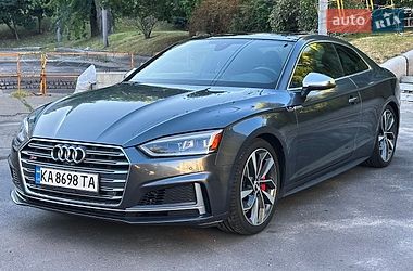 Купе Audi S5 2017 в Киеве