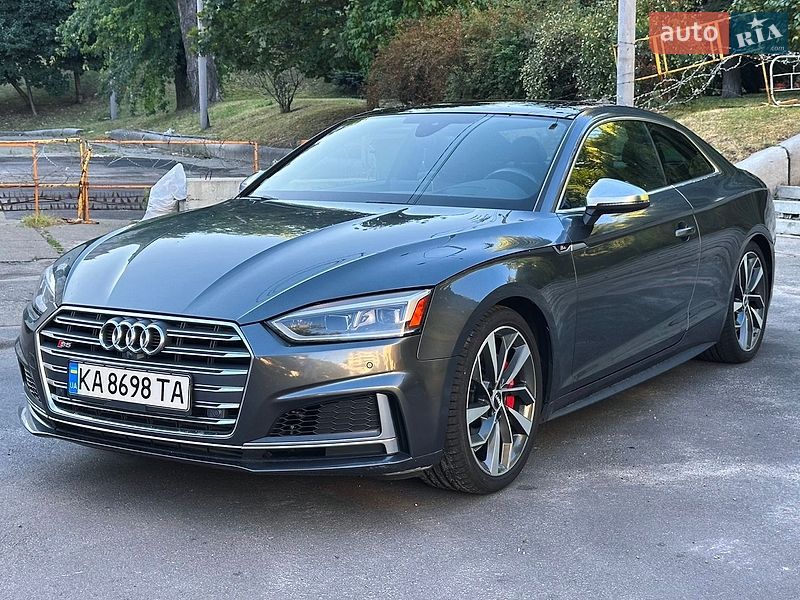 Купе Audi S5 2017 в Киеве